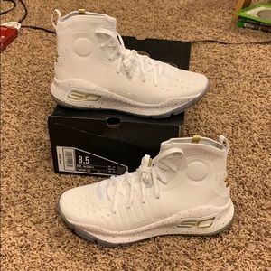 Under Armour Curry 4 White Gold Size 8.5 RARE